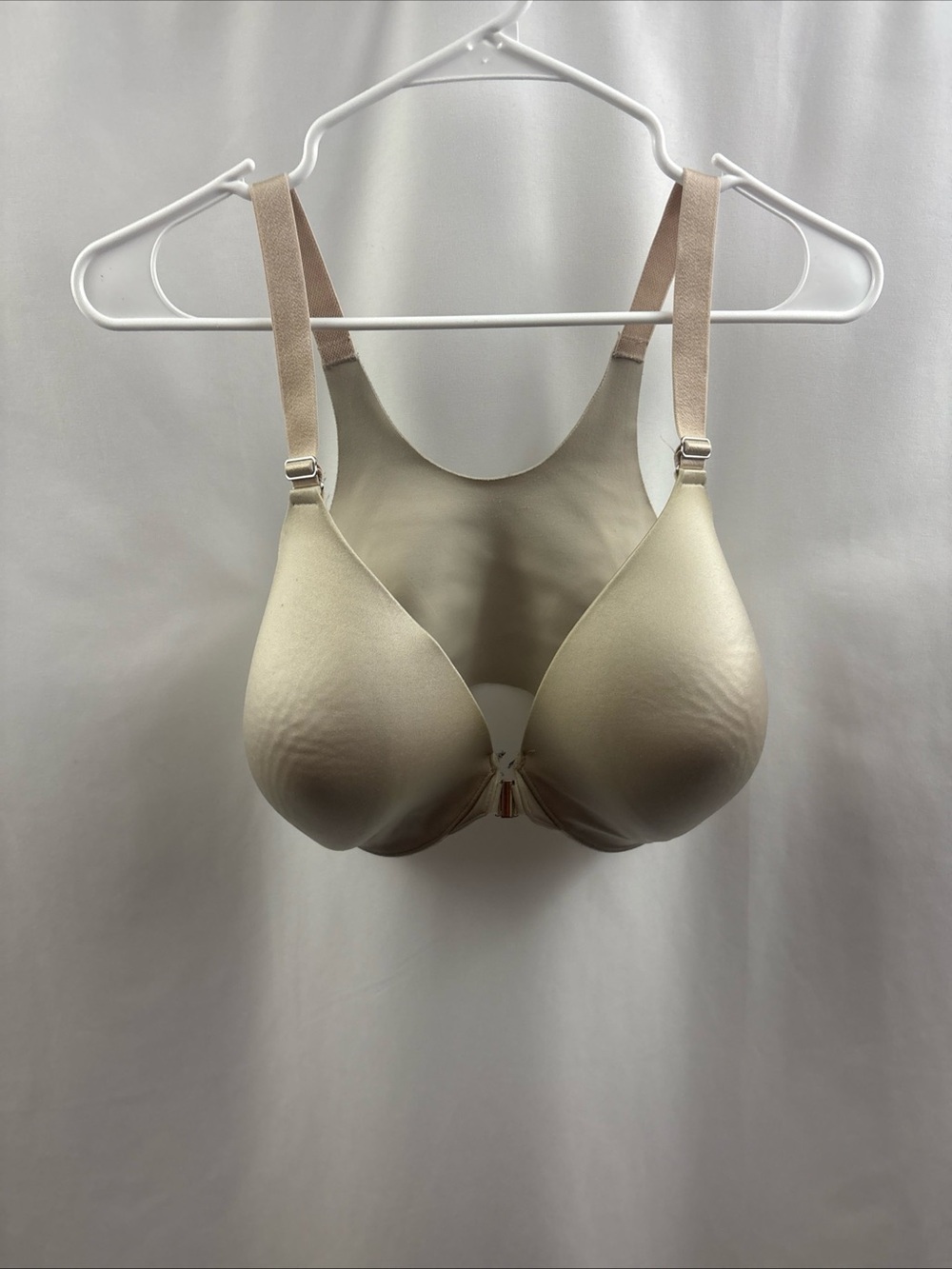 Soma Vanishing Back Full Coverage Bra Size 36G Front Closure Light Khaki Color